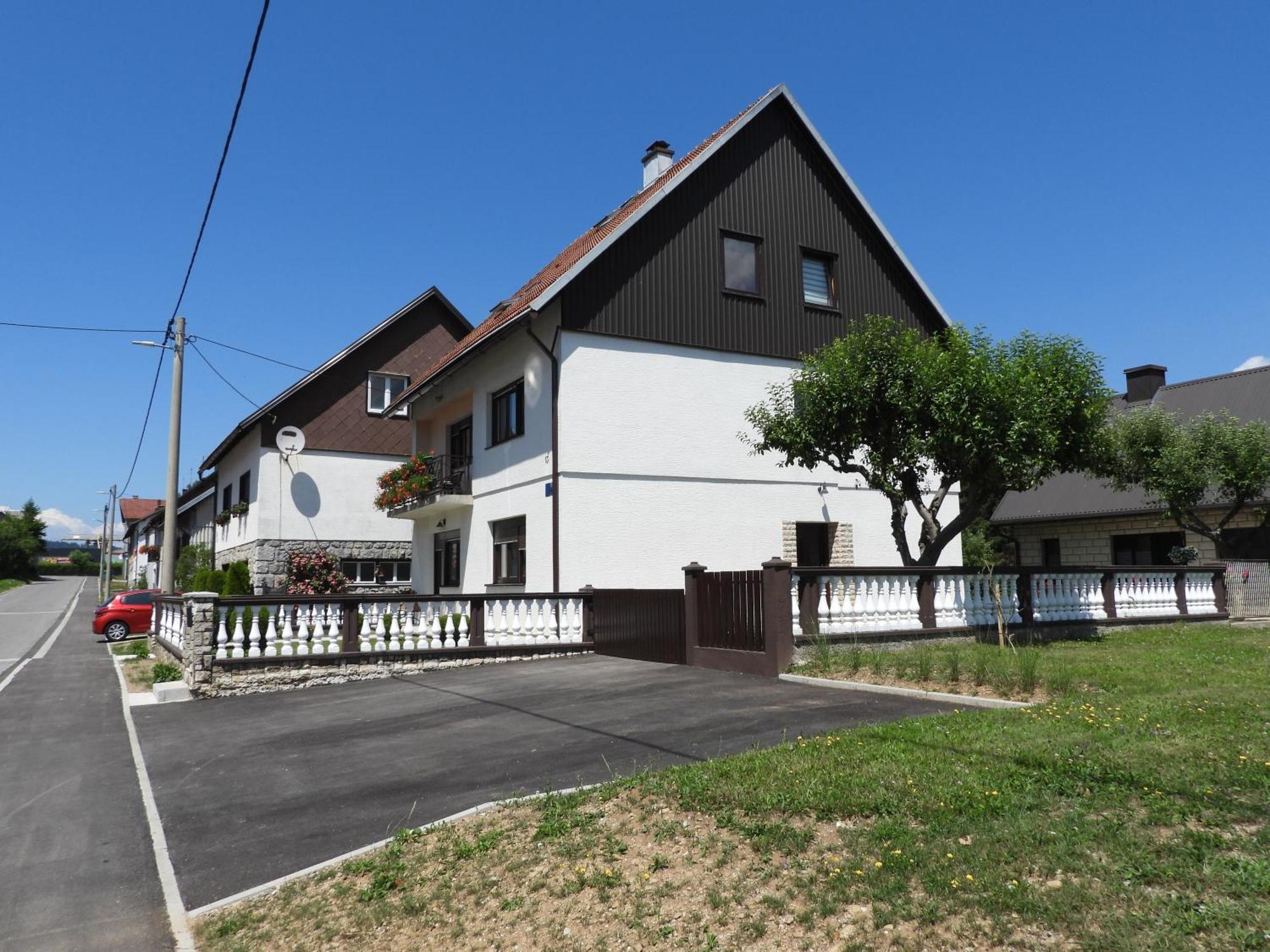 Zimski San Ravna Gora Bagian luar foto